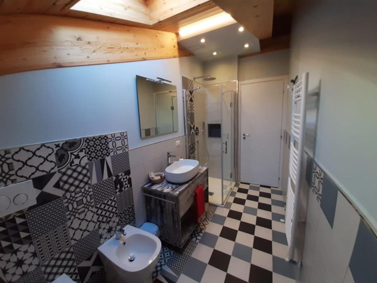 Loft 29 Mansardato Con Ampio Terrazzo Bussoleno エクステリア 写真