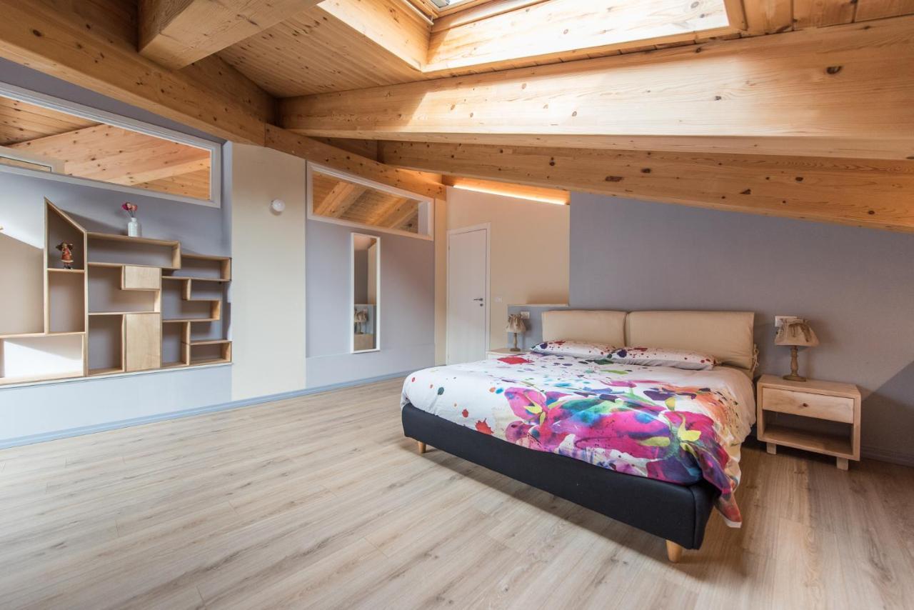 Loft 29 Mansardato Con Ampio Terrazzo Bussoleno エクステリア 写真